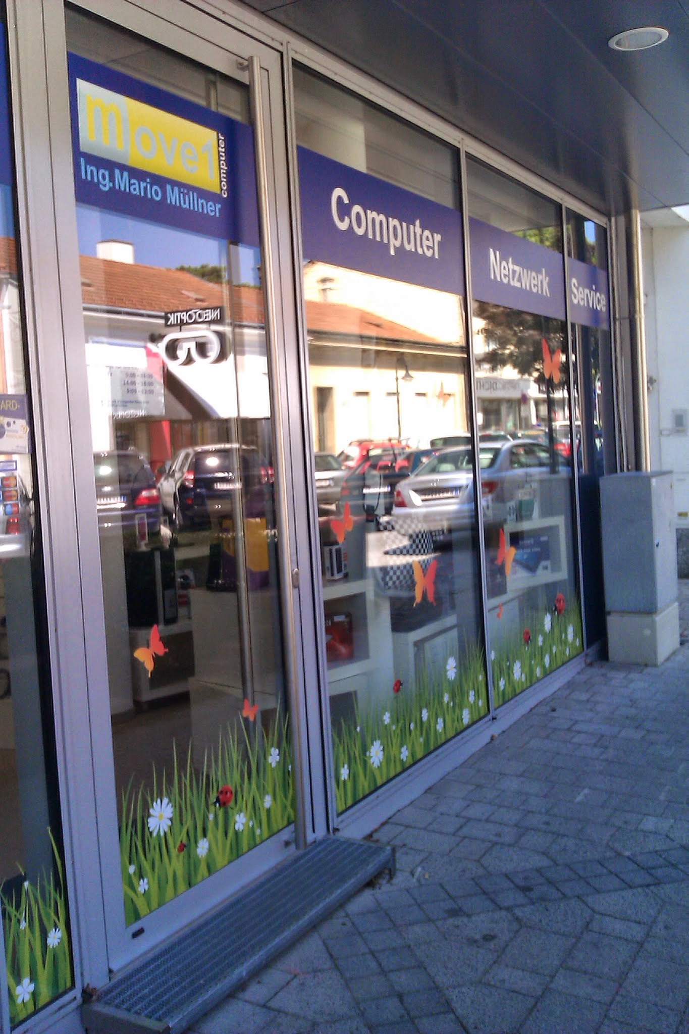Geschäftsfront von move1 Computer in Gänserndorf